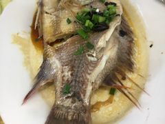 -年辉渔村·非遗传承餐厅(新丰江店)