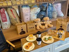 -evoojoo面包商店