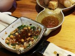 -野山舂·贵州现舂酸汤火锅(鸿通城店)