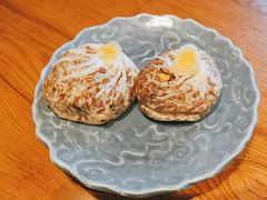 蛋黄芝士纸皮烧麦-鑫震源·苏式大虾生煎(山塘街店)
