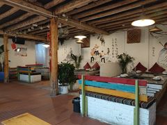 卡座-哈吱喂丽江火塘·牦牛火锅(五一街店)