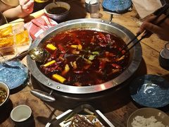 -王婆乔鲜鱼自助火锅(蜀汉路店)