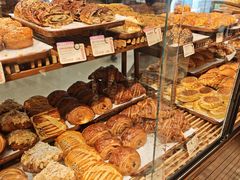 -CARINO BAKERY&CAFE(人广来福士店)