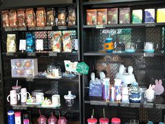 零售区-星巴克(虹口运动loft店)