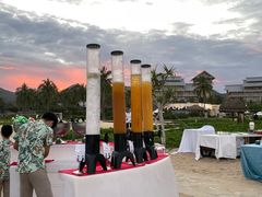 -亚龙湾希尔顿自助餐厅·海鲜·烧烤·沙滩BBQ·现场乐队