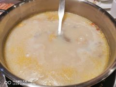 -煲王粤菜餐厅(中侨中心店)