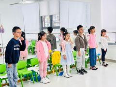 -蓝话筒·少儿成人演讲口才·主持朗诵·戏剧表演(大华第一坊店)