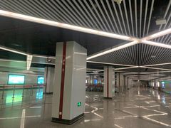 -上海游泳馆(地铁站)