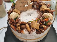 奥利奥马卡龙淡奶油蛋糕-小苍兰风铃草蛋糕甜品(沈阳店)