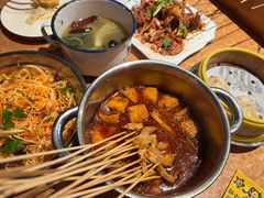 -喝丢一只鞋海鲜烧烤·海肠捞饭(东关街店)