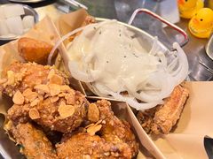 炸鸡一半一半-富乐满韩国正宗炸鸡韩国料理(虹泉路店)