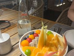 -MONICH牛排融合餐厅(和义大道购物中心店)