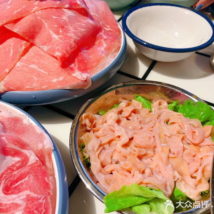 大连李八哥市井火锅