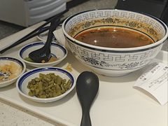 -陇兴楼兰州拉面(西安咸阳国际机场店)