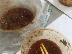 -万记麻辣烫国展总店