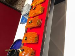 壹品香酥片皮鸭配鲟鱼子（两吃）-艋舺·台湾小馆老字号(平安悦坊店)