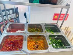 -蒙自源米线大王(花园城商场店)