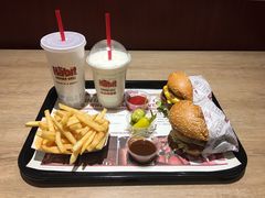 -The Habit Burger Grill 哈比特汉堡(爱琴海店)