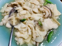 传统河鲀溜鱼片-天正河鲀·河豚亭(大连店)