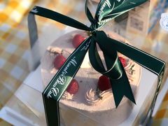 -山与蓝·轻糖鲜果蛋糕(勒泰店)