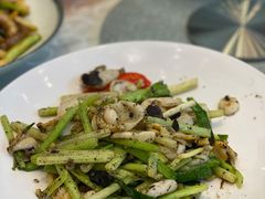 黑松露炒鲍鱼片-香山家宴