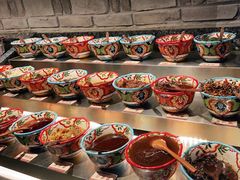 -老牌坊云南鱼豆花火锅(哈西万达店)
