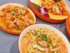 -拾光音乐餐酒吧(告庄星光夜市店)