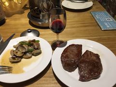 -怡人怡口牛排海鲜自助(飞龙大厦店)