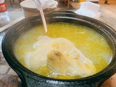 白果鸡汤-龙翔山庄雷鸡肉(青城后山泰安古镇店)
