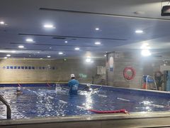 -小蓝鲸游泳培训基地(石景山店)