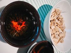 -桂满陇·手作小笼包&江南叫花鸡(中山公园店)