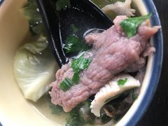 -乐山食古香跷脚牛肉