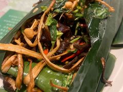 -蜗牛小馆醉乡民谣云南菜(惠新西里店)