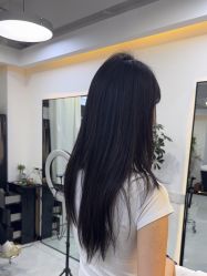 -V7 HAIR SALON