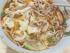 招牌手撕牛肉面-张拉拉兰州手撕牛肉面(国瑞购物中心店)
