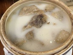 杏汁猪肺汤-黄祥华养生堂·炖汤·营养蒸饭(岭南天地店)