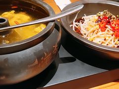 云南经典汽锅鸡-云海肴·汽锅鸡·云南菜(苏州中心店)
