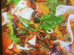 -晓彭肥肠鸡·泡椒鸡火锅(水木天地店)