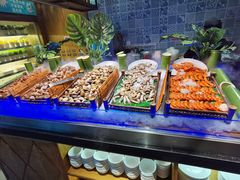 自助取餐区-领鲜活海鲜榴莲自助火锅(东门店)