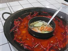 -财二舅火锅招待所