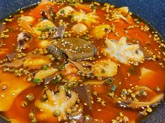 -渔语鱼新川菜Bistro(万象天地店)