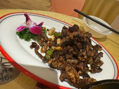 -小粤楼(万辉广场店)