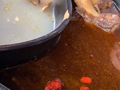 -亿诣蝎府炸酱面羊蝎子火锅(酷车小镇店)