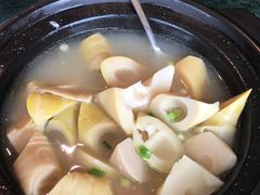 腌笃鲜-新白鹿餐厅(悠迈生活广场店)