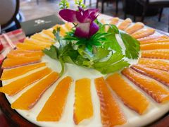 -醉美东江·三文鱼·烧鸡公