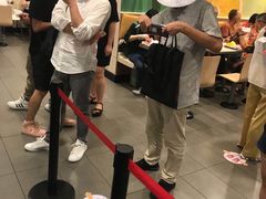 -麦当劳(轻轨曹杨路店)