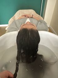 -菩叶脱发白发中心
