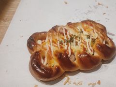-巴黎贝甜(大宁国际商业广场店)