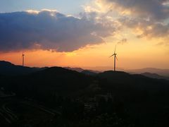 -齐岳山