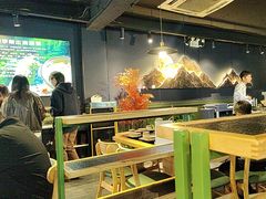 -鹿鸣山草本茶香火锅(园西路店)